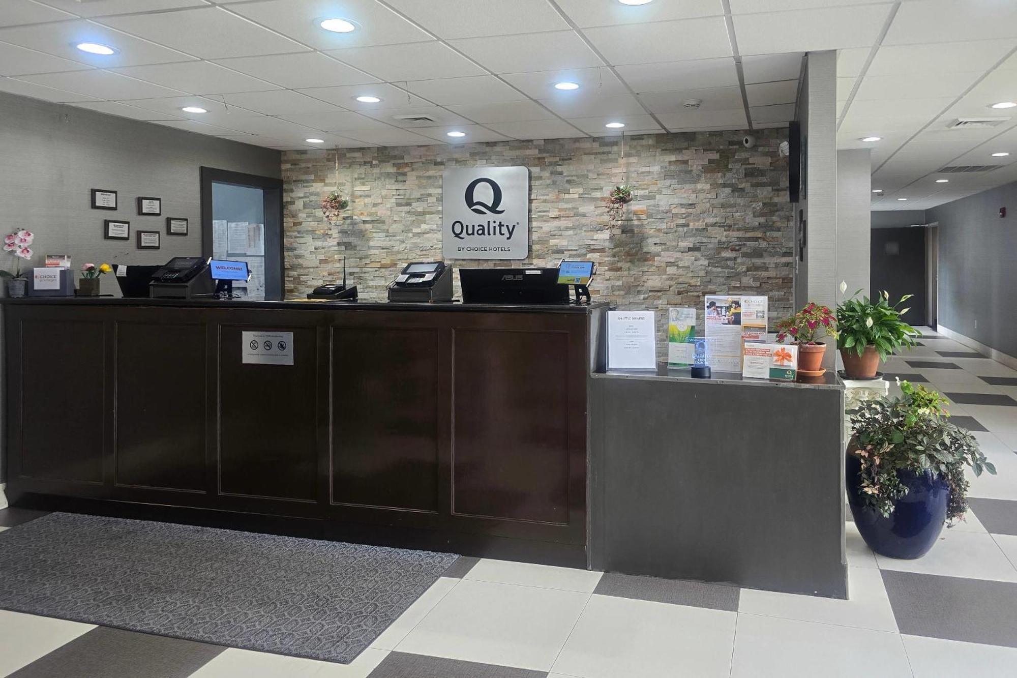 Quality Inn Dublin I-81 Zewnętrze zdjęcie